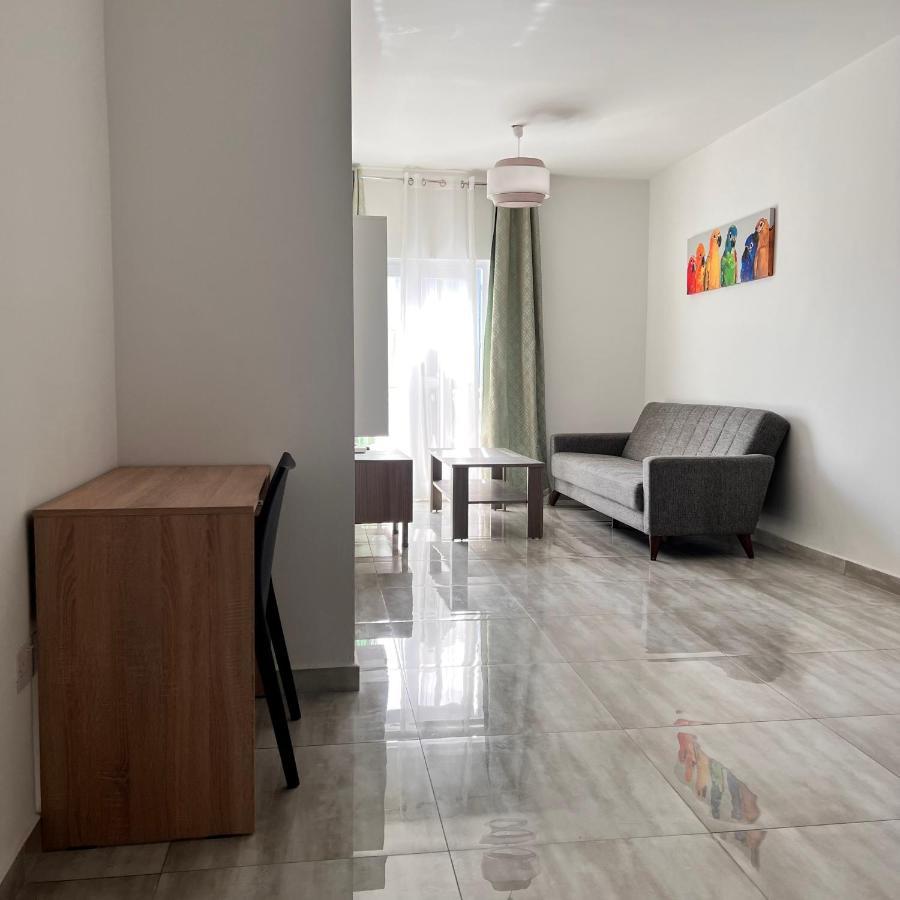 F5 Room 1, Private Double Room With Private Bathroom And Balcony In Shared Flat Msida Eksteriør billede